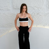 JET BLACK WIDE LEG PANTS.