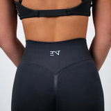 STEEL SEAMLESS SCRUNCH SHORTS