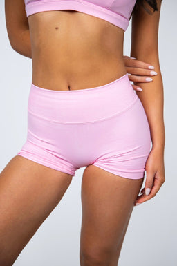 MARSHMALLOW SCULPT SCRUNCH SHORTS