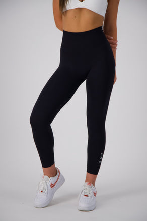 JET BLACK SEAMLESS SCRUNCH LEGGINGS