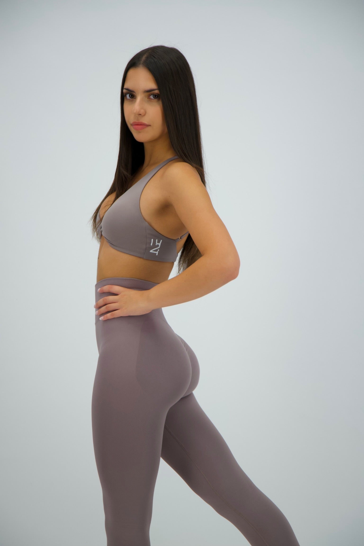 AALIA CROP STONE