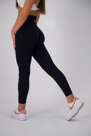 JET BLACK SEAMLESS SCRUNCH LEGGINGS