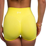 LEMON SEAMLESS SCRUNCH SHORTS
