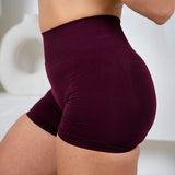 WINE SEAMLESS SCRUNCH SHORTS
