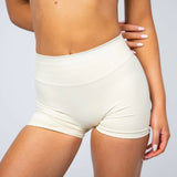 BUTTERMILK SCULPT SCRUNCH SHORTS