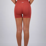 DESERT ROSE SEAMLESS SCRUNCH SHORTS