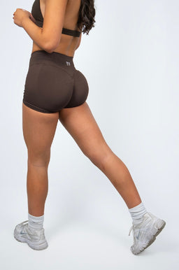 CHOCOLATE SCULPT SCRUNCH SHORTS