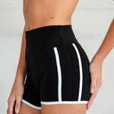 MINI SHORTS (BLACK X WHITE).