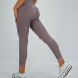 STONE SEAMLESS SCRUNCH LEGGINGS