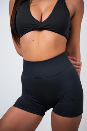 STEEL SEAMLESS SCRUNCH SHORTS
