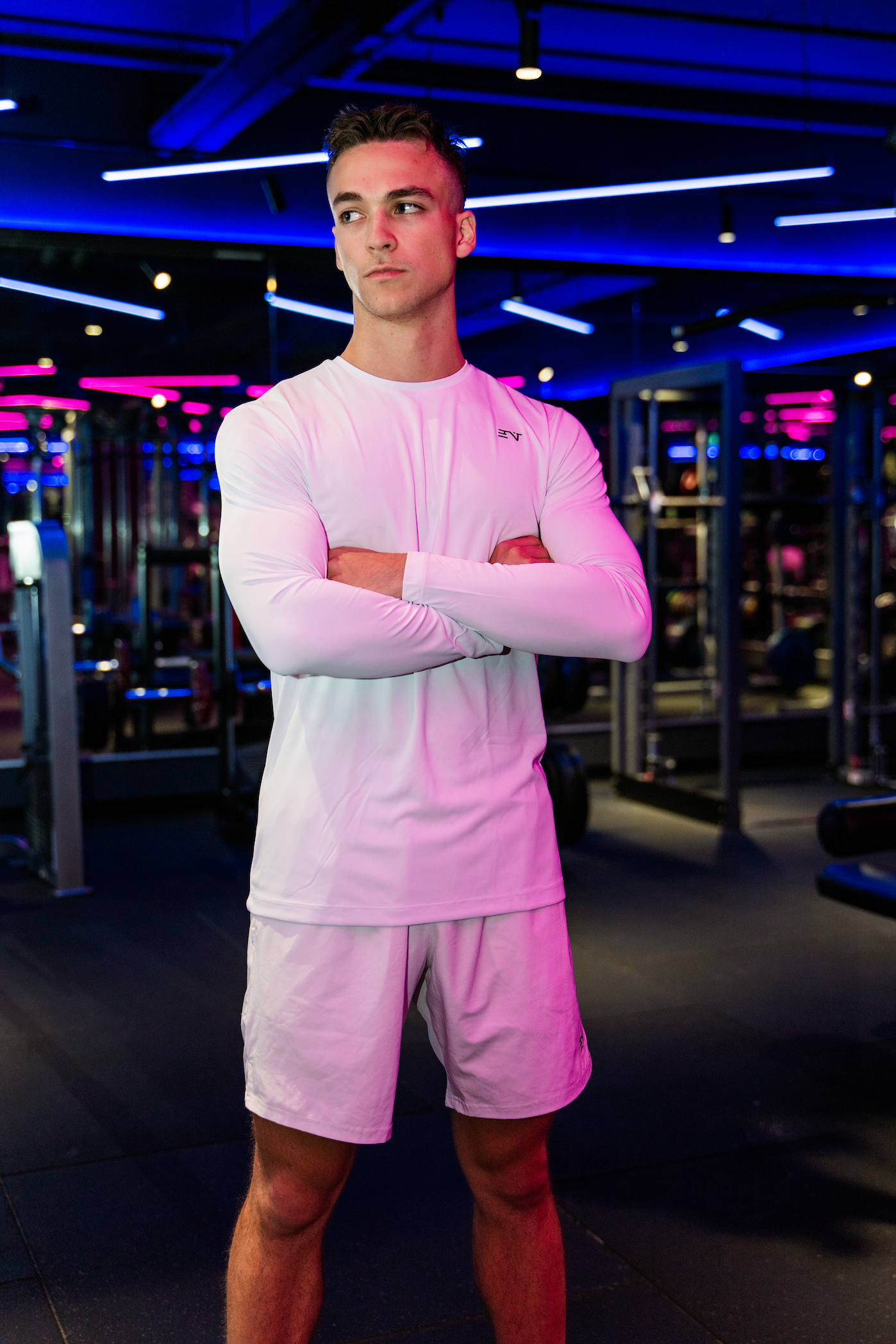 WHITE LONG SLEEVE COMPRESSIVE TEE